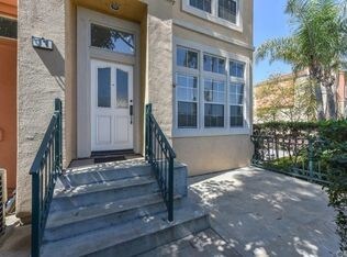 Building Photo - 11 Crivelli Aisle