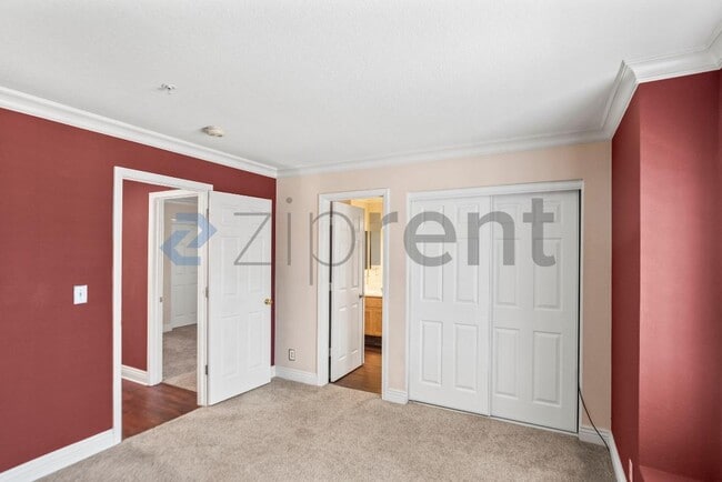 Building Photo - 1366 Jayhawk Ln