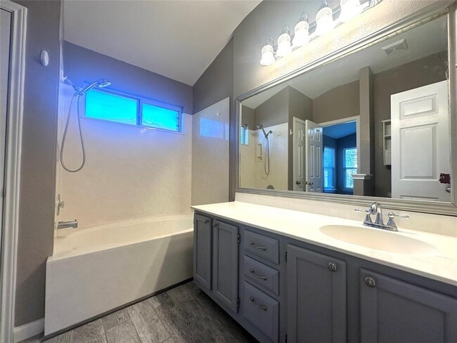 Building Photo - 1333 Rosie Ln