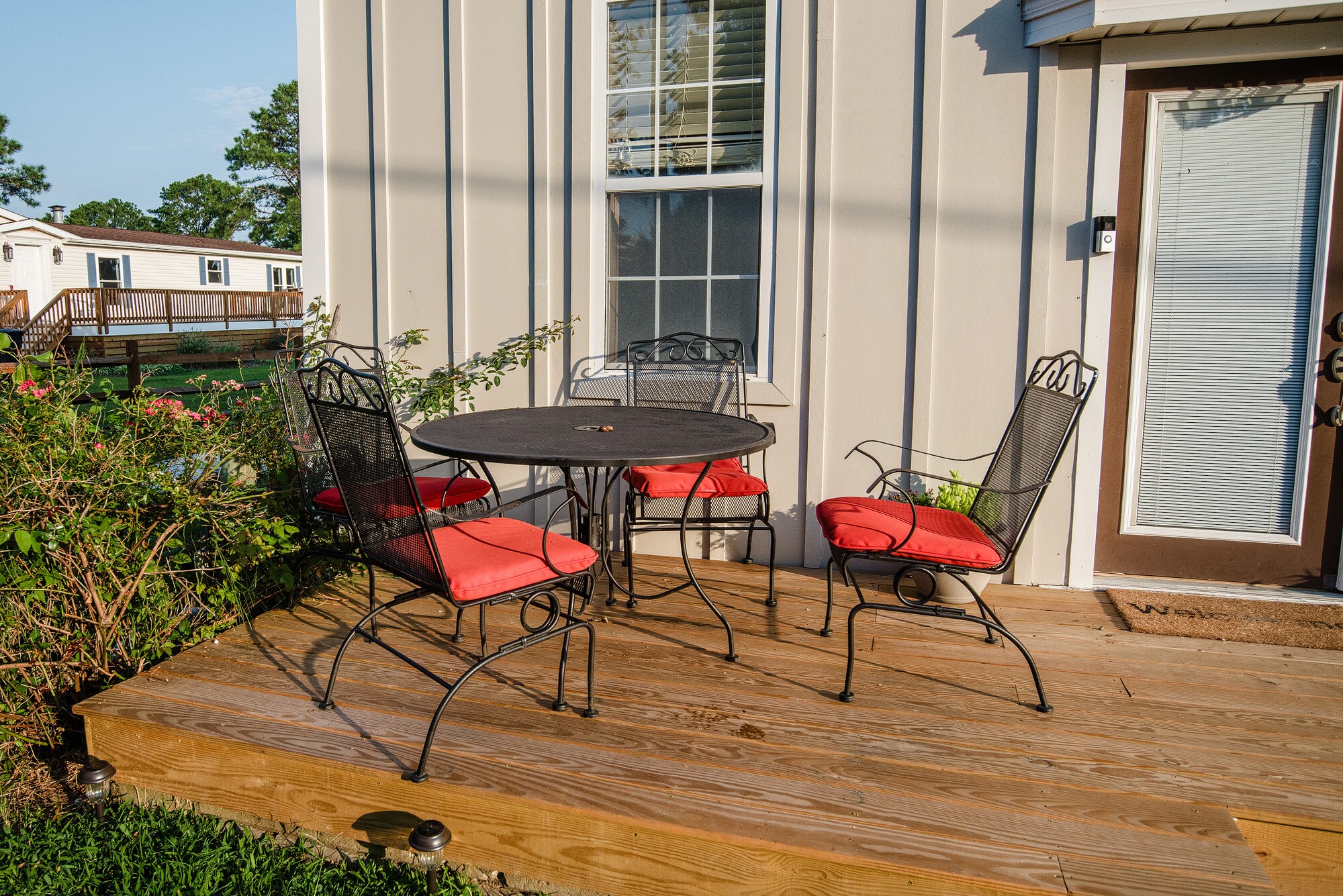 Cozy front porch - 5277 Main St