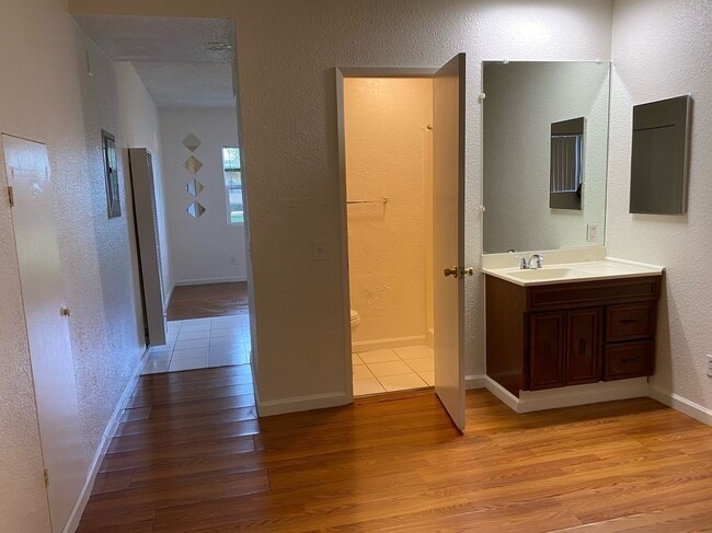 Building Photo - 71760 San Jacinto Dr