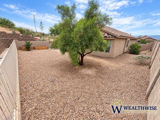 Building Photo - Mountain Views, Large Office/Den & Whole-Home Water Purification — Eagle Crest Ranch