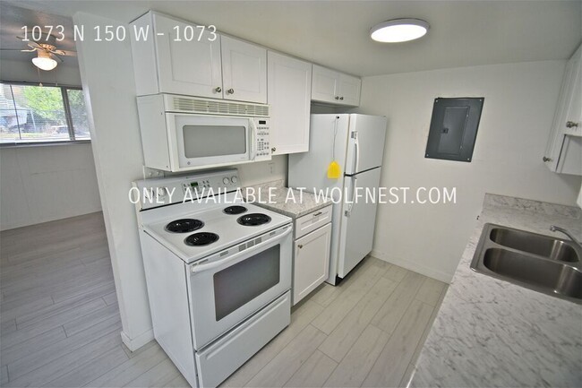 Building Photo - Beautiful 2 Bed Orem Unit! No Deposit Option!