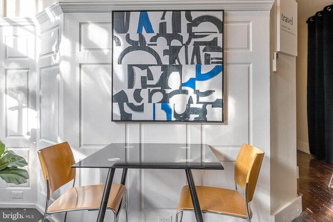 Building Photo - 1836 Delancey St