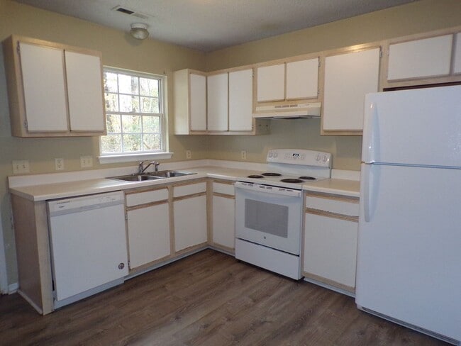 Building Photo - Indian Wells 2 bedroom 2 bathroom