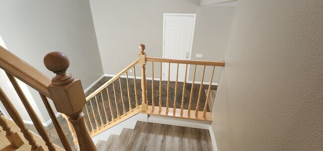 Building Photo - Lone Mountain Heights Luxury Living! 1st-m...