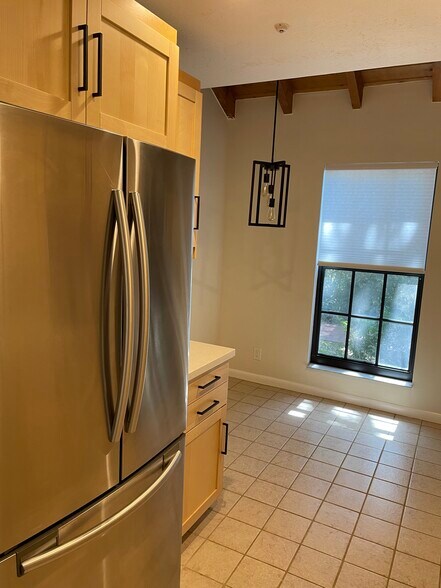 Kitchen/ Breakfast Nook - 810 SE 2nd St