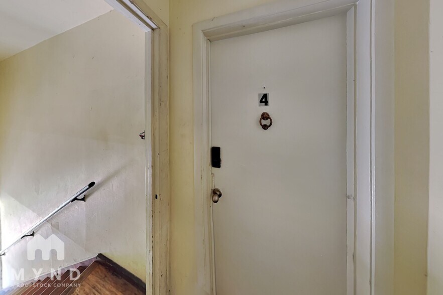 Building Photo - 538 Madison Ave