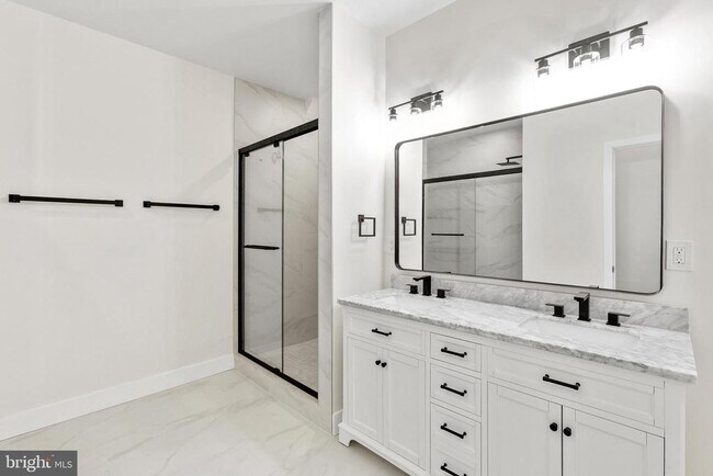 Building Photo - 5404 4th St NW