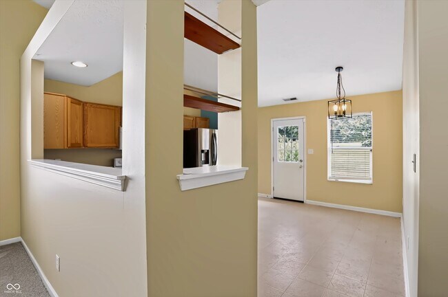 Building Photo - 11951 Driftstone Dr