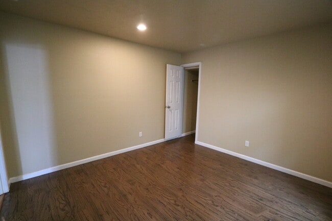 Building Photo - 4110 Ector Ave