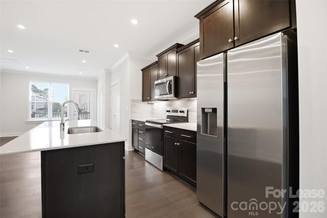 Building Photo - 3011 Citizens Ln