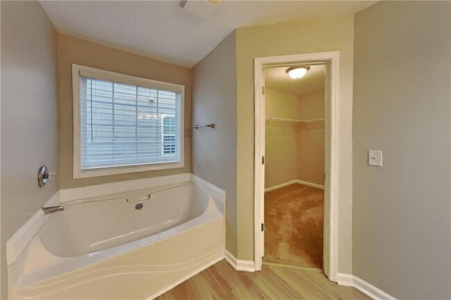 Building Photo - 5075 Cactus Cove Ln