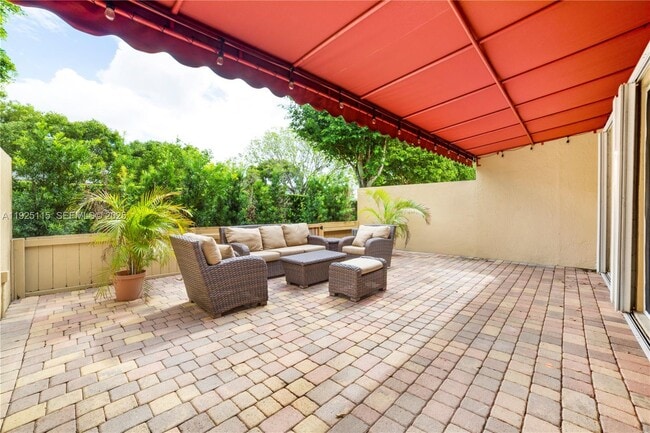 Building Photo - 5127 NW 102nd Ct