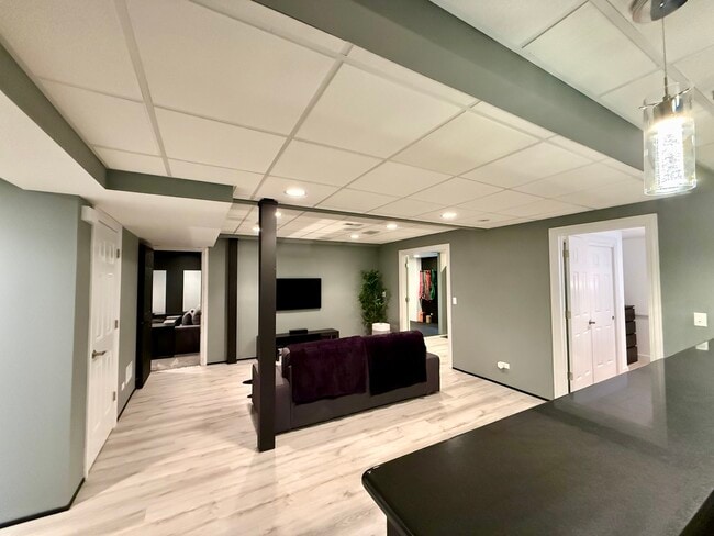 Building Photo - 354 Baltimore Dr