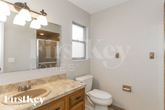 Building Photo - 8958 Chiswick Ct