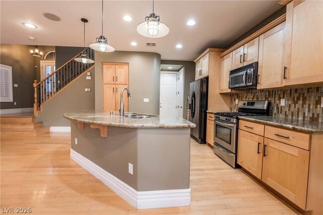 Building Photo - 2417 Granada Bluff Ct