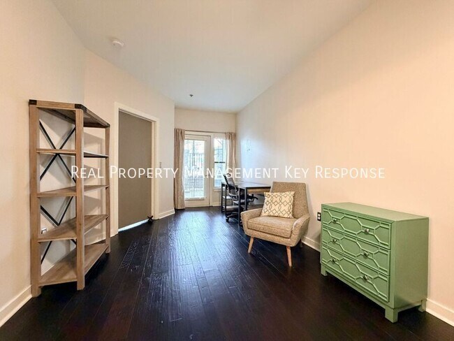 Building Photo - 1803 Broadway-#125