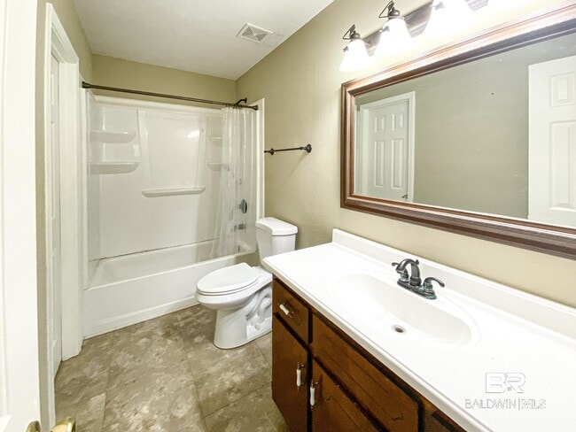 Building Photo - 21846 Mahan Dr