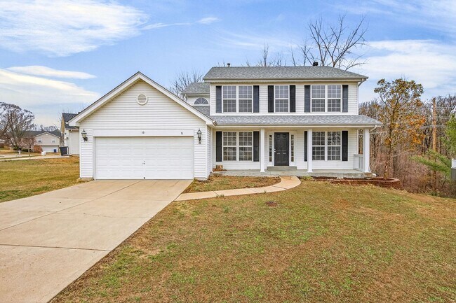 Building Photo - NEWLY RENOVATED HOME