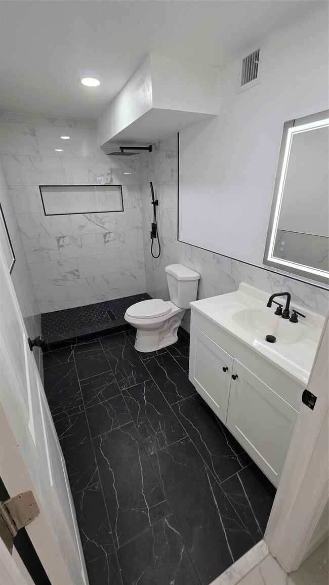 Building Photo - 5332 NW 18th St