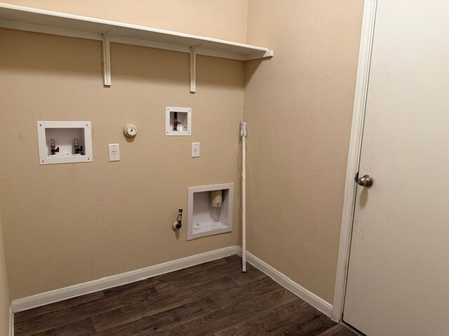 Building Photo - 226 Hess Dr