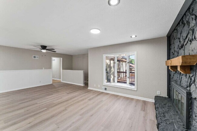 Building Photo - COMING SOON!! Charming 3-Bedroom Home with Spacious 2160 Sq Ft Layout in Independence, MO!