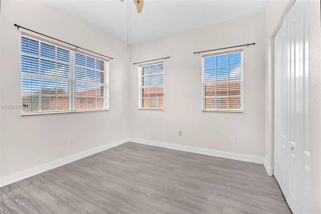 Building Photo - 14634 SW 5th St