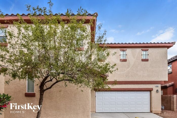 Primary Photo - 10832 Avenzano St