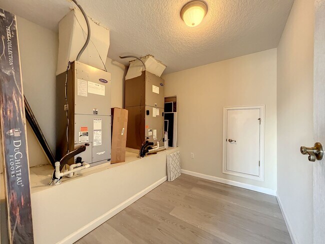 Building Photo - Gated, Lake Nona Luxury