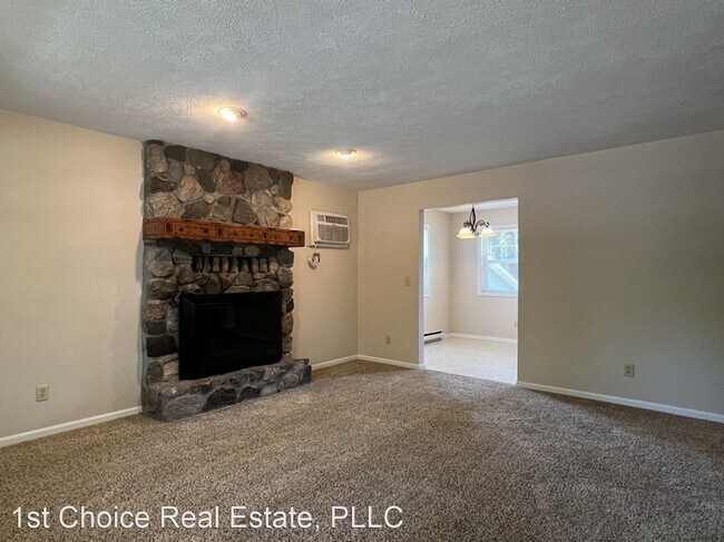 Building Photo - 2 br, 1 bath House - 420 West