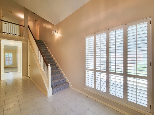Building Photo - 4106 Creek Ridge Ln