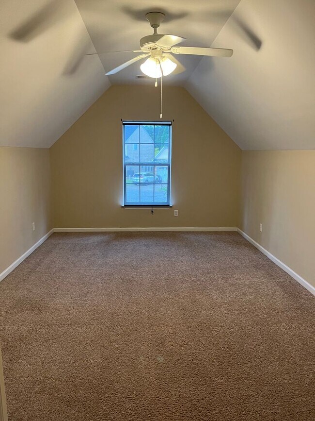 Building Photo - Simpsonville, 4bd/2.5ba, 2000+sf