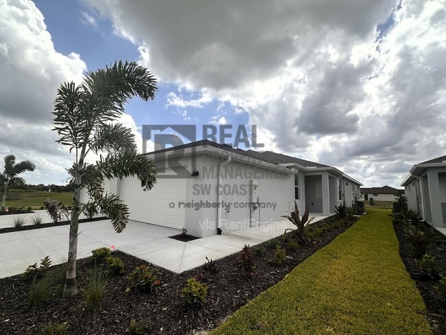 Building Photo - 20503 Hazelnut Ct S