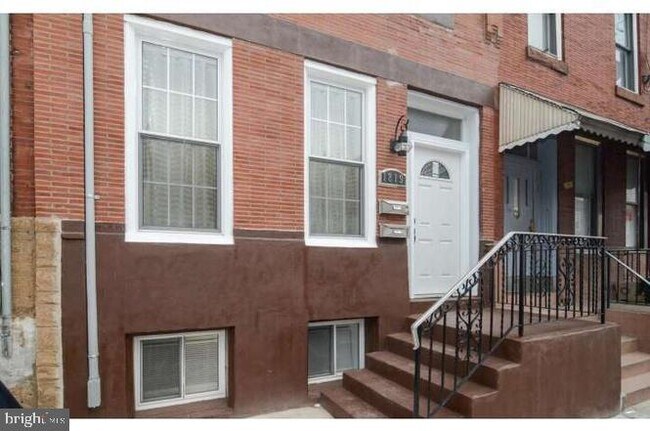 Building Photo - 1819 S 18th St