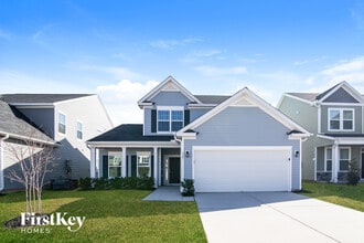 Building Photo - 521 Lateleaf Dr