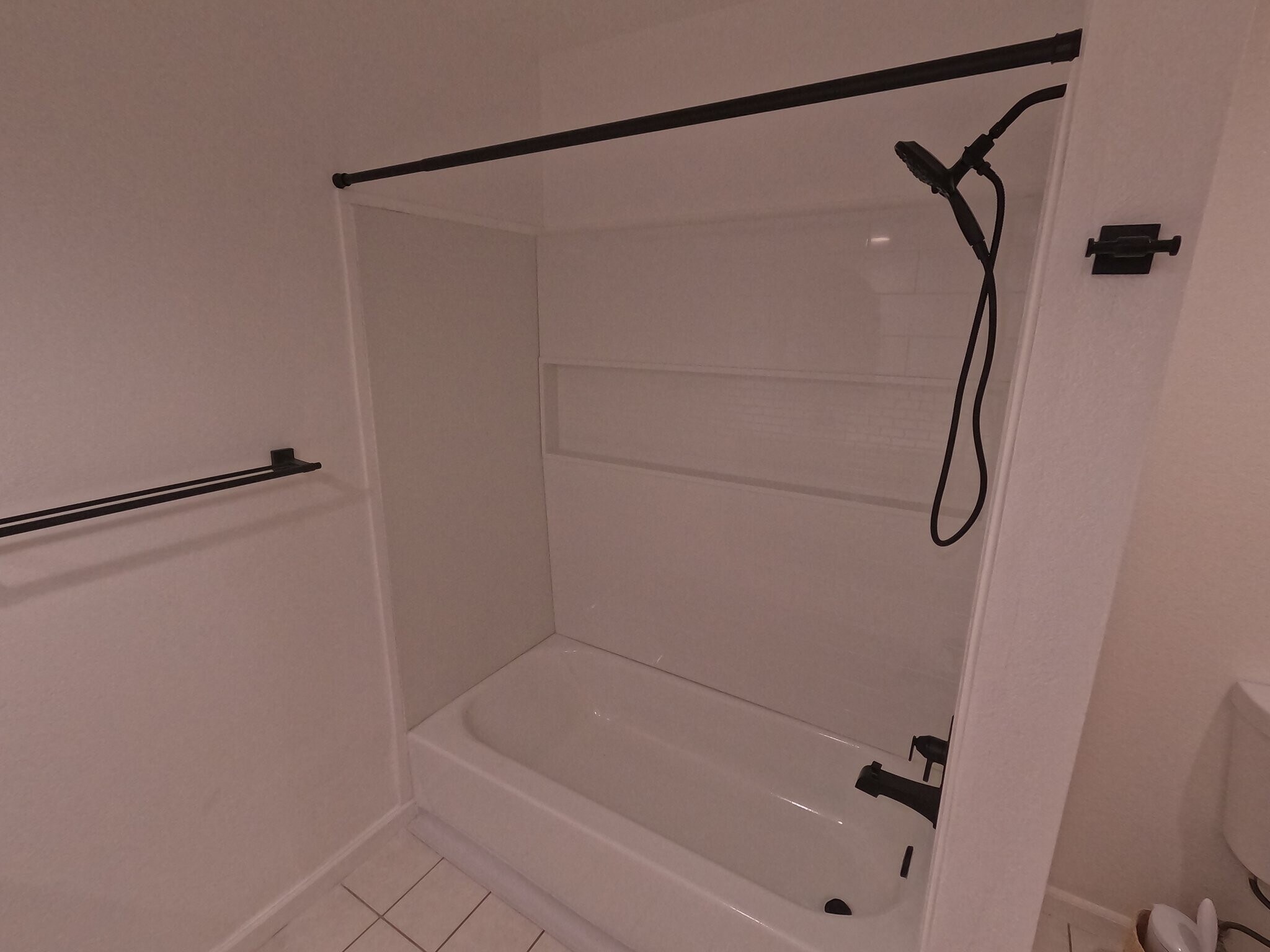 Building Photo - 1630 Olua St