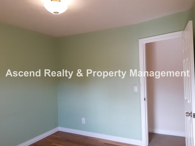 Building Photo - Now Showing-Cedar Hills Mid Century Modern...