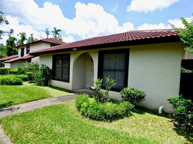 Building Photo - 466 Hunters Circle