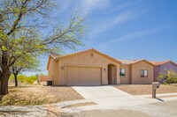 Building Photo - Beautiful 3 BR 2BATH HOME IN SE TUCSON