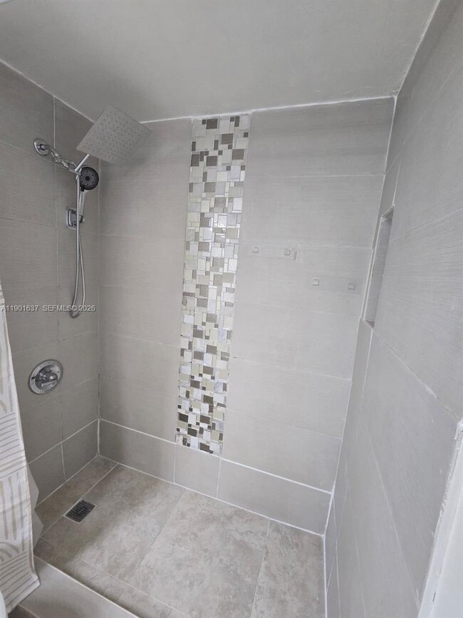 Building Photo - 15620 SW 80th St