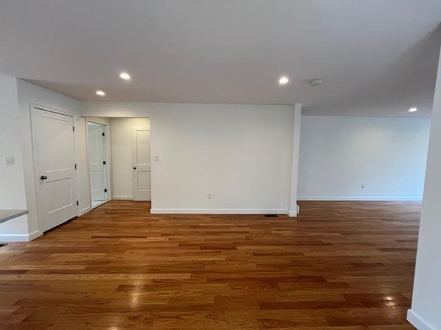 Building Photo - 45 Linwood Rd N