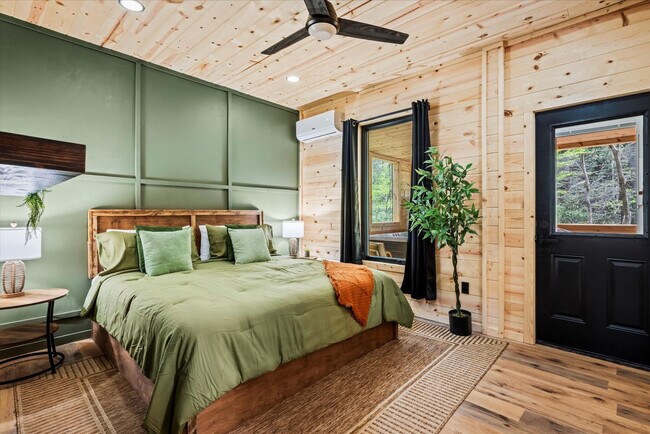 Building Photo - 152 Baxter Rd