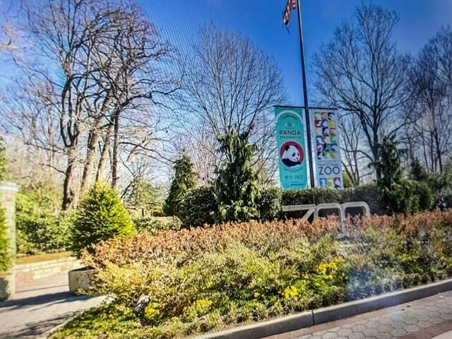 Zoo - 3100 Connecticut Ave NW