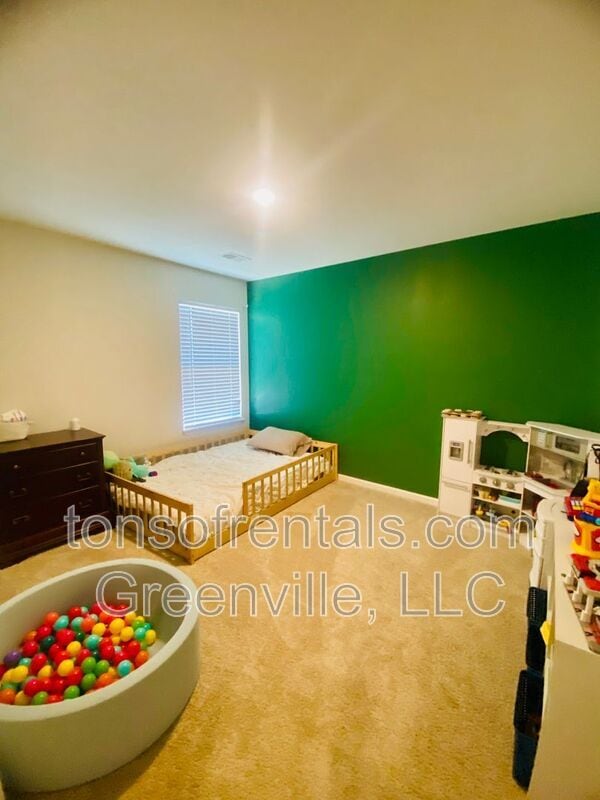 Building Photo - 255 Millen Dr