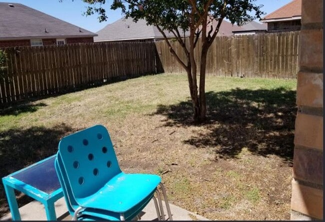 Building Photo - Adorable 3-Bedroom Home in Waxahachie, TX