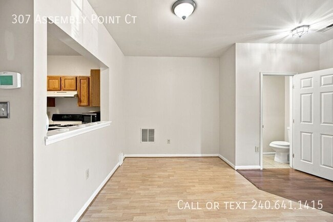 Building Photo - 307 Assembly Point Ct