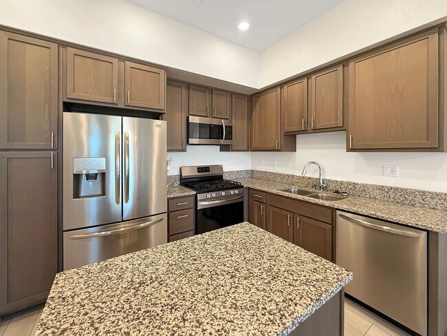 Primary Photo - Spacious 4BR/3.5BA Townhome in Otay Ranch ...