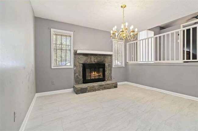 Building Photo - 6925 Cainwood Dr