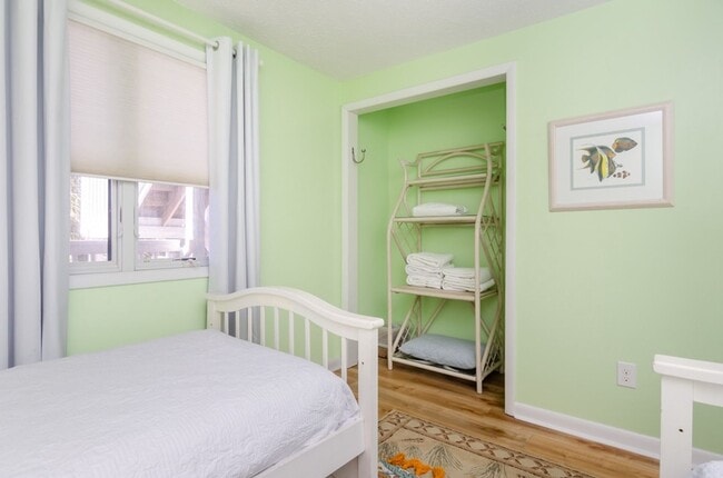 Building Photo - 2102 Surfrider Ct